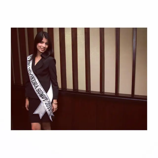 6 Potret masa muda Sabrina Chairunnisa, ucapan soal uang saku seribu saat sekolah jadi sorotan