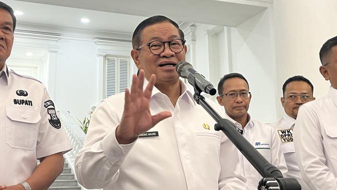 Pramono Targetkan Transjakarta Rute Blok M-Bandara Soetta Beroperasi Sebelum Lebaran