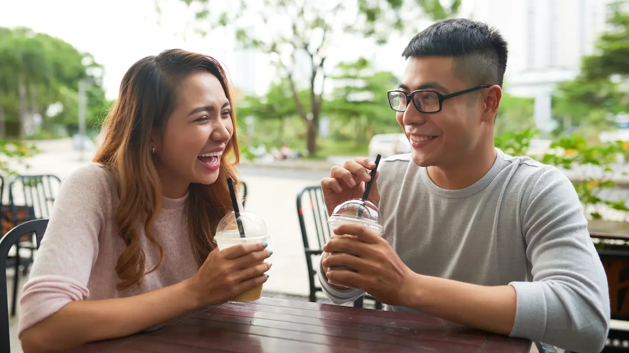 perempuan dan pasangan scorpio