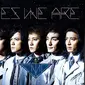 Smap sukses mengalahkan penjualan single idol group Nogizaka46 dan band Sekai no Owari berkat karya barunya yang berjudul Yes we are.