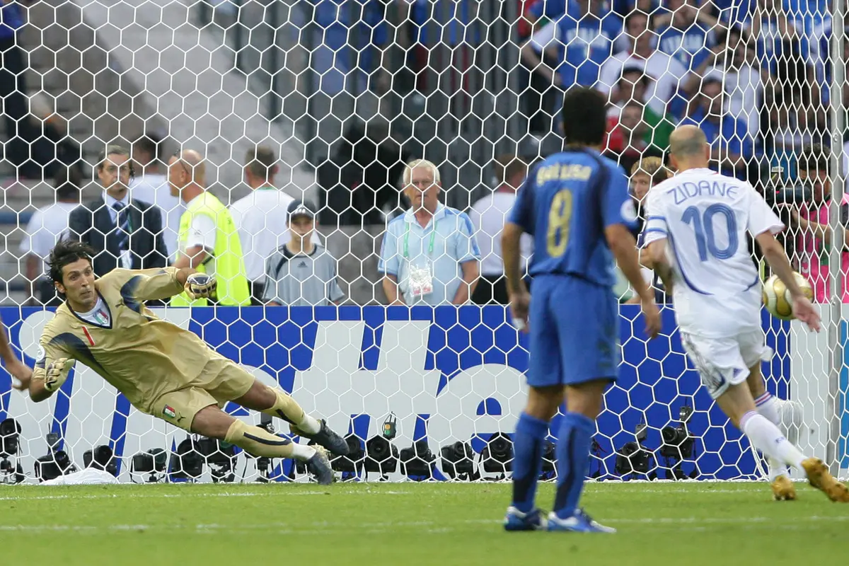 Foto: Termasuk Achraf Hakimi, Ini Dia 6 Pemain yang Lakukan Eksekusi Penalti Panenka di Piala Dunia, Tak Semuanya Sukses