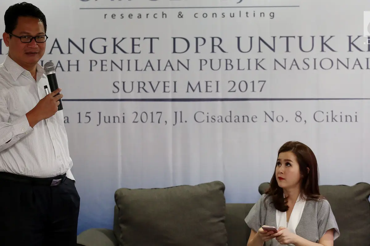 Survei SMRC Menyebut Publik Lebih Percaya KPK Daripada DPR