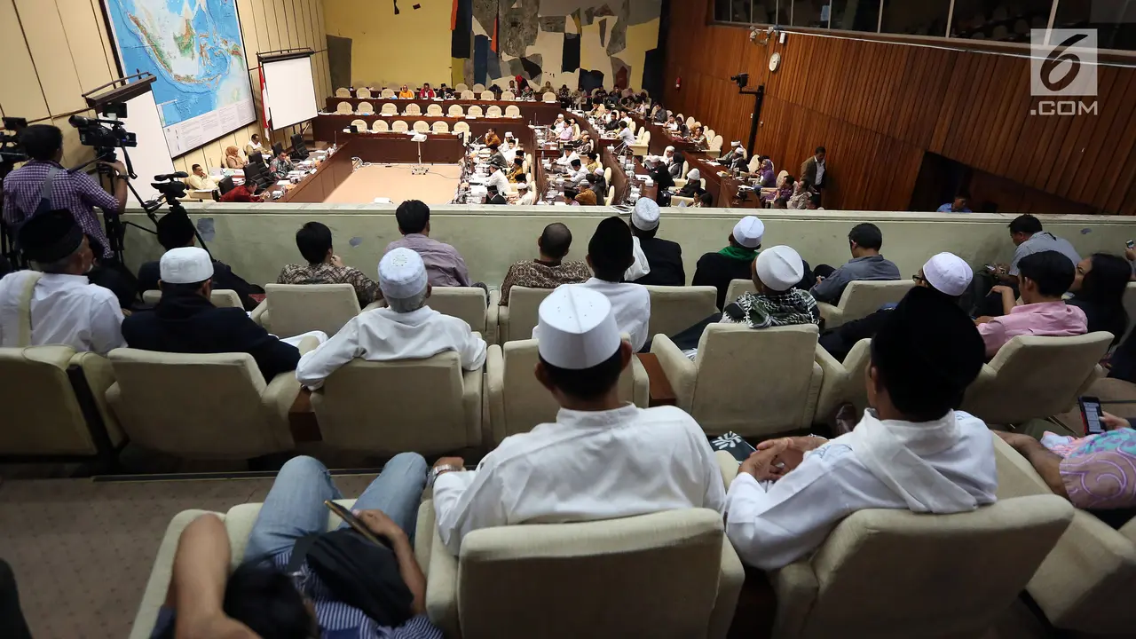 Ormas Islam Hadiri Rapat dengan Komisi II DPR