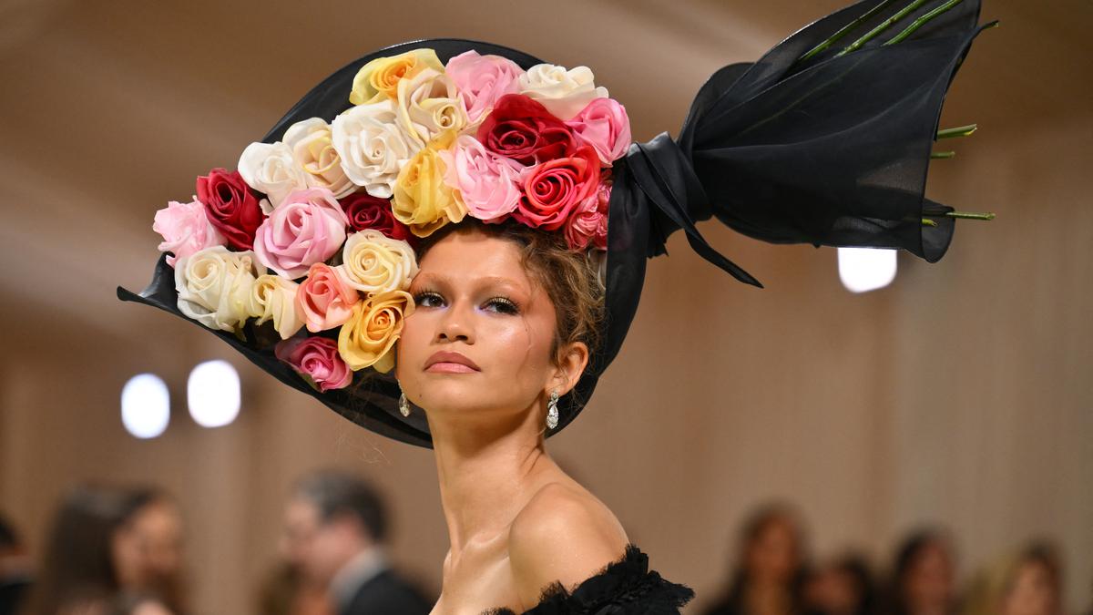 Zendaya Absen di Met Gala 2026, Law Roach Si Penata Gaya Sibuk Siapkan Tampilan Solonya