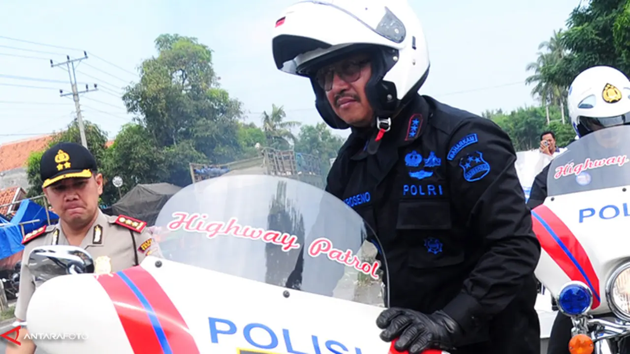 oegroseno-tinjau-130801b.jpg