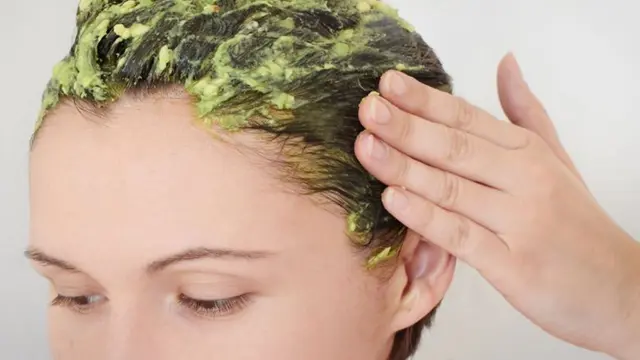 Rambut Kering Bercabang? Wajib Ikuti 5 Tritmen Ini Deh