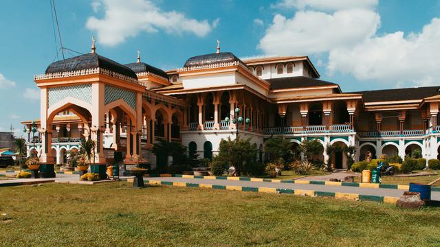 Istana Maimun