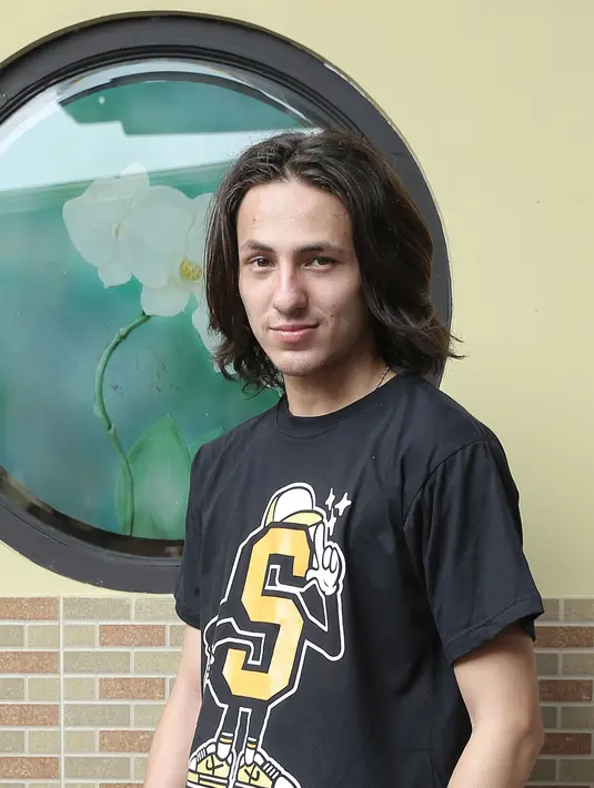 Banyak yang didapat selama hidup tujuh bulan di panti rehabilitasi. Sejak terbebas dari jeratan narkoka, ia bisa merasakan lebih enak hibup sehat. (Galih W. Satria/Bintang.com)