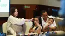 Nia Ramadhani menikah dengan Ardiansyah Bakrie pada 10 April 2010 silam. Saat itu Nia masih berusia 20 tahun. Selama 9 tahun, Nia dan Ardie telah dikaruniai satu putri dan dua orang putra. (kapanlagi/Muhammad Akrom Sukarya)
