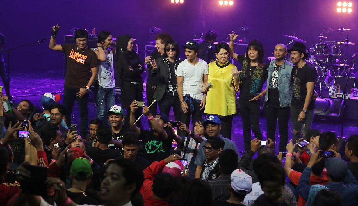 Konser Legenda Slank 32 Tahun, Gandeng Musisi Legenda - Photo Bintang.com