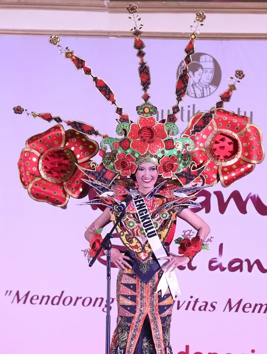 Finalis Puteri Indonesia 2018 Busana Tradisional
