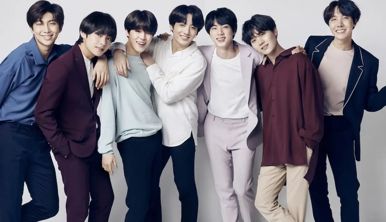 Bagi RM, status leader bukan hanya gelar di grup. Ia pun membuktikan jika dirinya mampu menjalankan tugas dengan baik dan memimpin para personel BTS lainnya. (Foto: soompi.com)