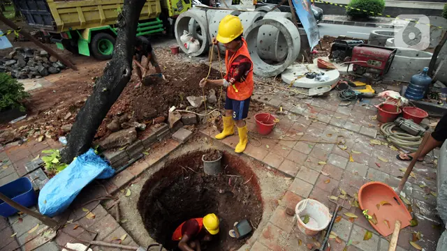 Pembuatan Sumur Resapan Antisipasi Banjir di Jakarta