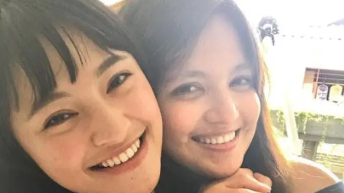 [Bintang] Nia Ramadhani dan Marshanda