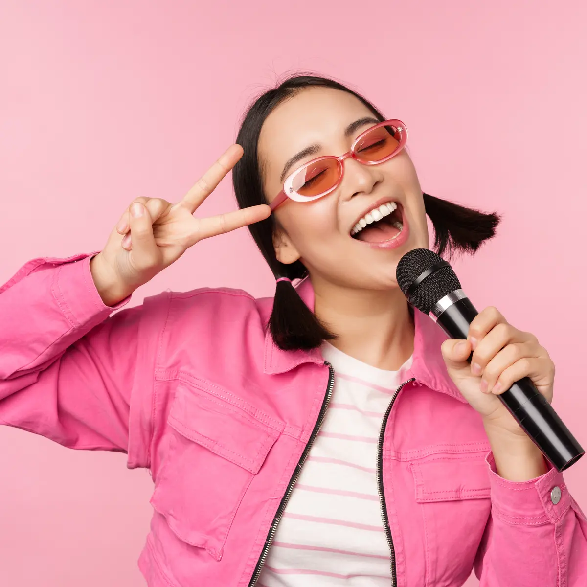 Arti Mimpi Jadi Penyanyi, Mengandung Makna Penuh Kejutan yang