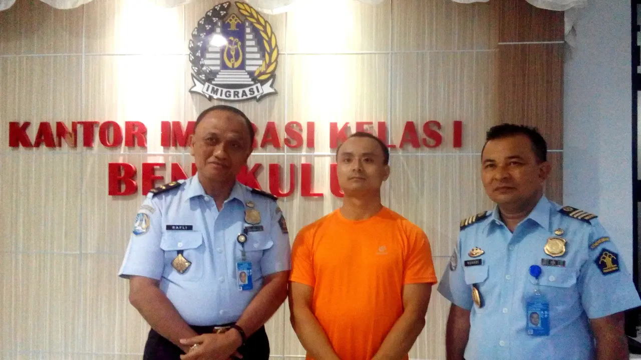 Kantongi Visa Wisata, WN Tiongkok Malah Berdagang di Bengkulu