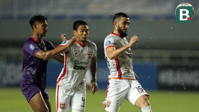Foto: Debut Boaz Salossa Tak Berakhir Manis, Borneo FC Takluk 0-1 dari Persik Kediri di BRI Liga 1