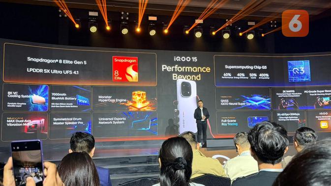 Head of Product iQQO Indonesia, Calvin Nobel, di acara peluncuran iQOO 15. Liputan6.com/Yuslianson