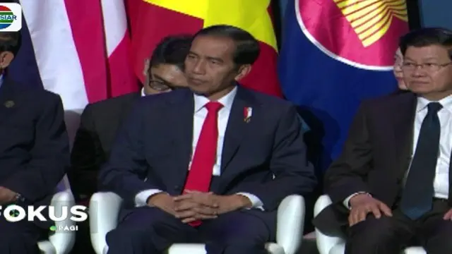 Jokowi juga menghadiri pertemuan di Admiralty House yang digelar secara khusus oleh gubernur jenderal persemakmuran Australia untuk para kepala negara pemerintahan peserta KTT.