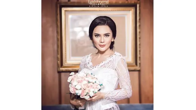 7 Potret Terbaru Anggita Sari, Telah Menikah Diam-diam dengan Pengusaha