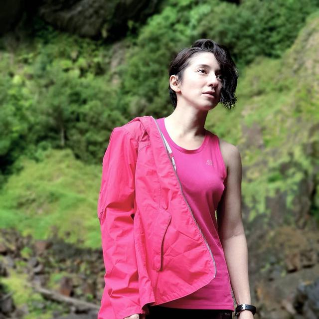 6 Potret Farali Khan, Saudara Perempuan Miller Khan dan Aliff Alli yang Jarang Tersorot