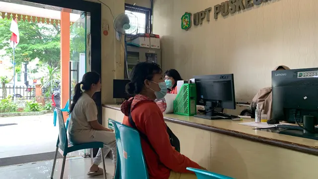Berkat Program UHC JKMB, Ratusan Warga Medan Berobat Gunakan KTP di Puskesmas Teladan