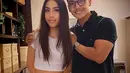 Gunawan harus berpisah dengan putrinya, Khayra Shakilla dan sang istri lantaran harus menemani putra sulungnya bersekolah di Jakarta. (FOTO: instagram.com/gunawan_sudrajat_real/)