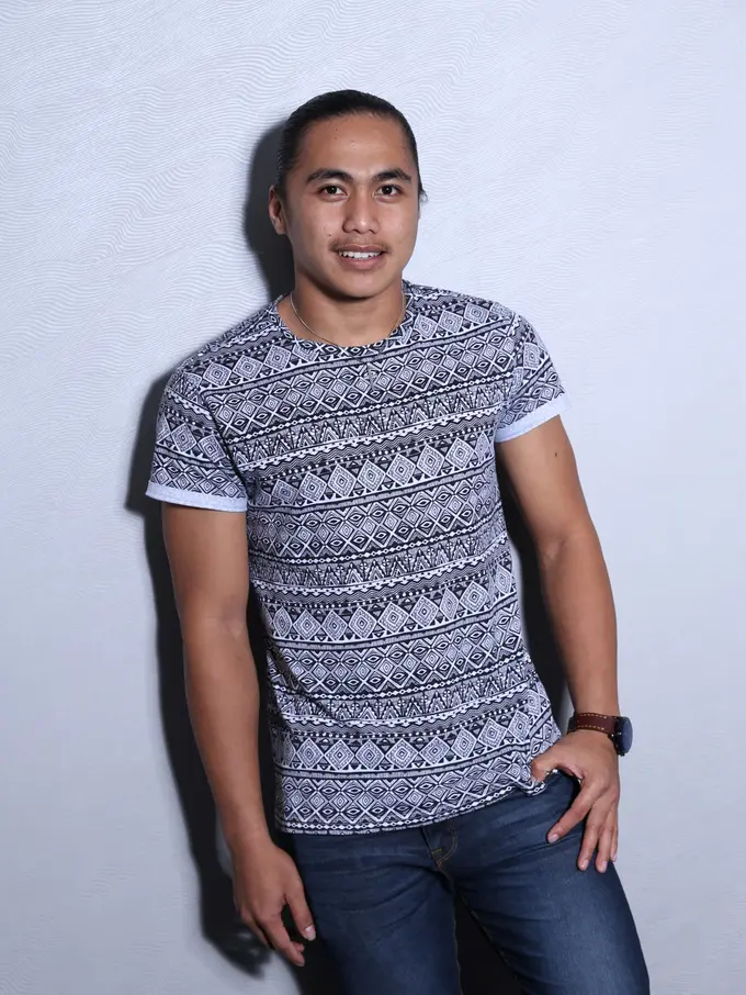 Ouch! Aprilia Santini Ternyata Suka Masuk Toilet Cowok