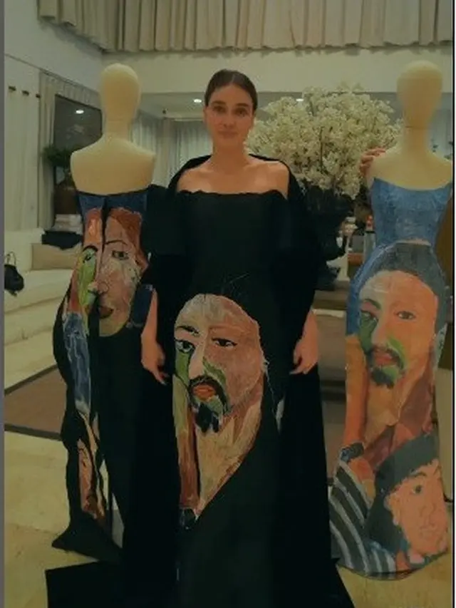 Cerita di Balik Dress Lukisan Luna Maya, Bikin Haru