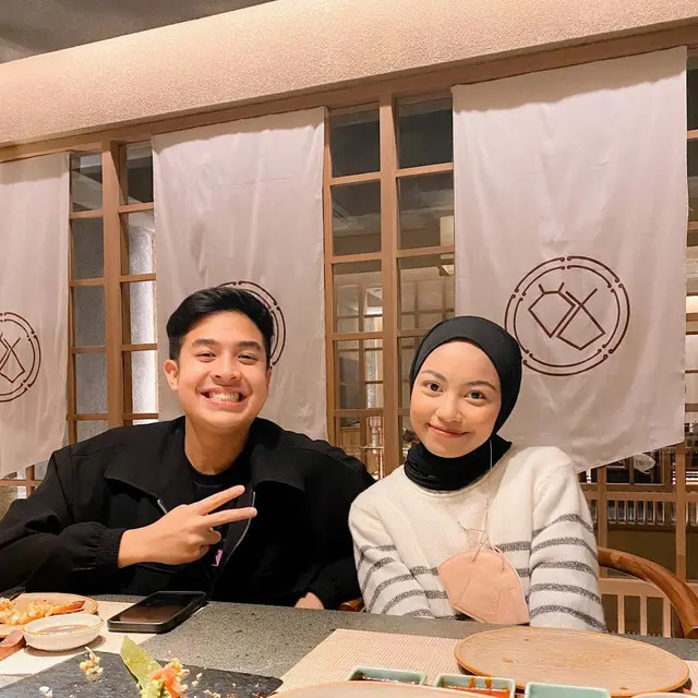 Beri Semangat, Ini 6 Potret Persahabatan Jerome Polin dan Tsana ‘Rintik Sedu’
