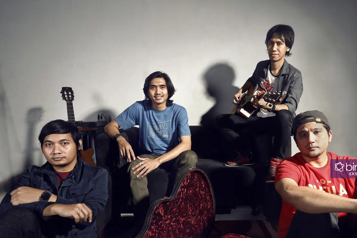 [Bintang] Eksklusif Sheila on 7 7