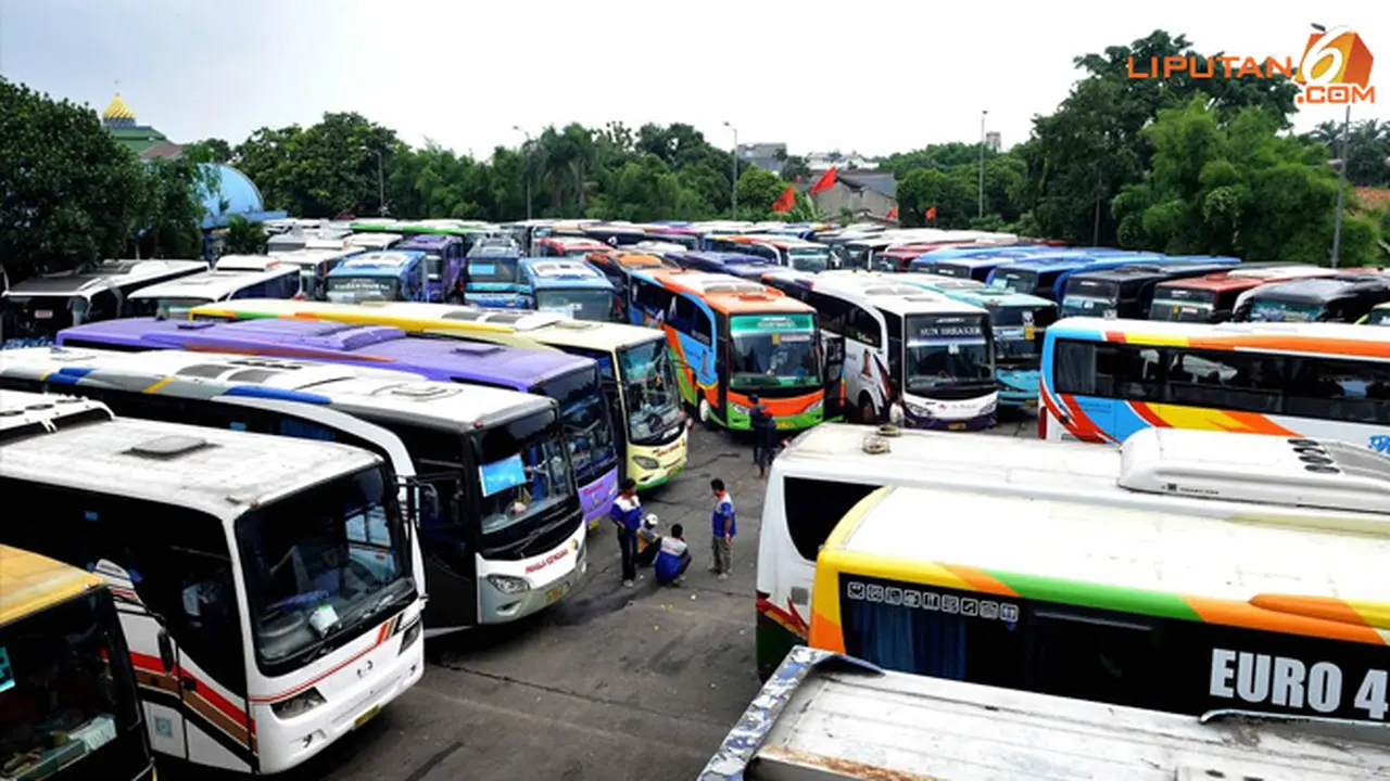 angkutan-umum-140108b.jpg