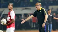 Pelatih Persib Nantikan Keputusan PSSI Terkait Kelanjutan Liga 1 2020
