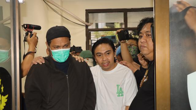 Virgoun Jalani Pemeriksaan Kesehatan Usai Ditangkap Terkait Narkoba