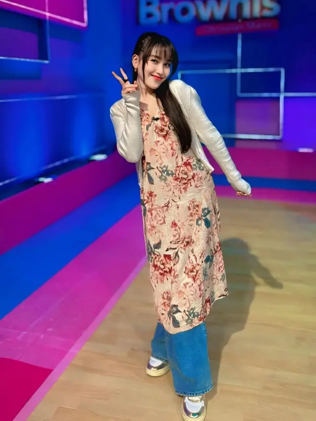 6 Potret Ayu Ting Ting Sibuk Kerja di Tengah Kabar Hubungannya dengan Fardhana