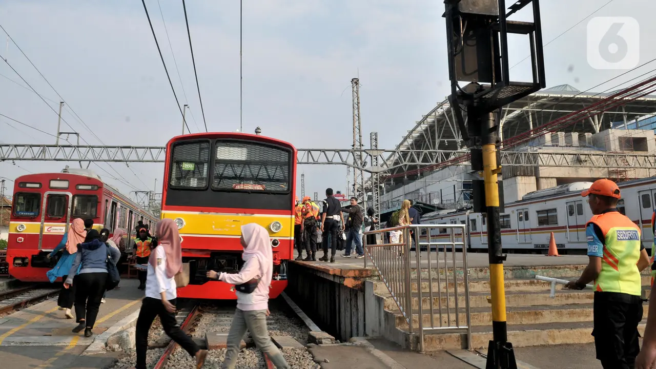 Rencana Pemindahan Pelayanan Kereta Api Jarak Jauh