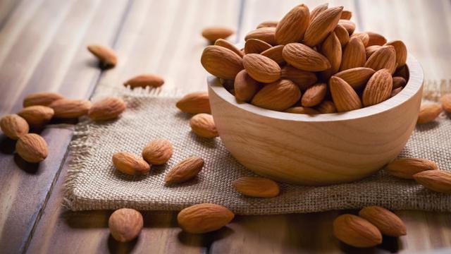 11 Manfaat Kacang Almond bagi Kesehatan, Sebanding dengan Harganya - Ragam  Bola.com