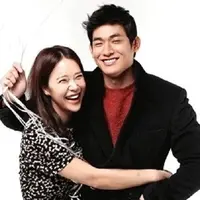 Baek Ji Young jatuh cinta dengan pria yang berumur 10 tahun lebih muda darinya, Jung Suk Won. Walaupun lebih muda, Baek Ji Young mengaku jika suaminya itu sangat bijaksana. (Foto: Soompi.com)