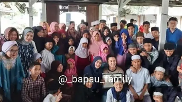 5 Potret Aqiqah Anak Baim Wong, Gelar Doa Bersama dengan Sederhana