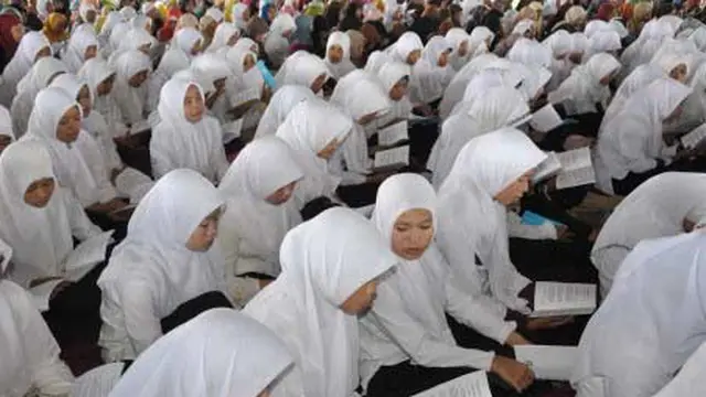 120119bfoto_istighosah-pbnu.jpg