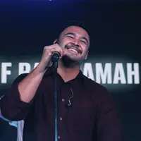 Nadhif Basalamah saat manggung di Live At Aloft Amplified di Aloft Bali Seminyak. Dok.  Aloft Bali Seminyak