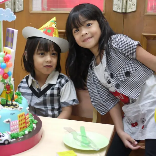 Genap 16 Tahun, Ini 6 Potret Transformasi Nino Kuya dari Kecil Hingga Kini