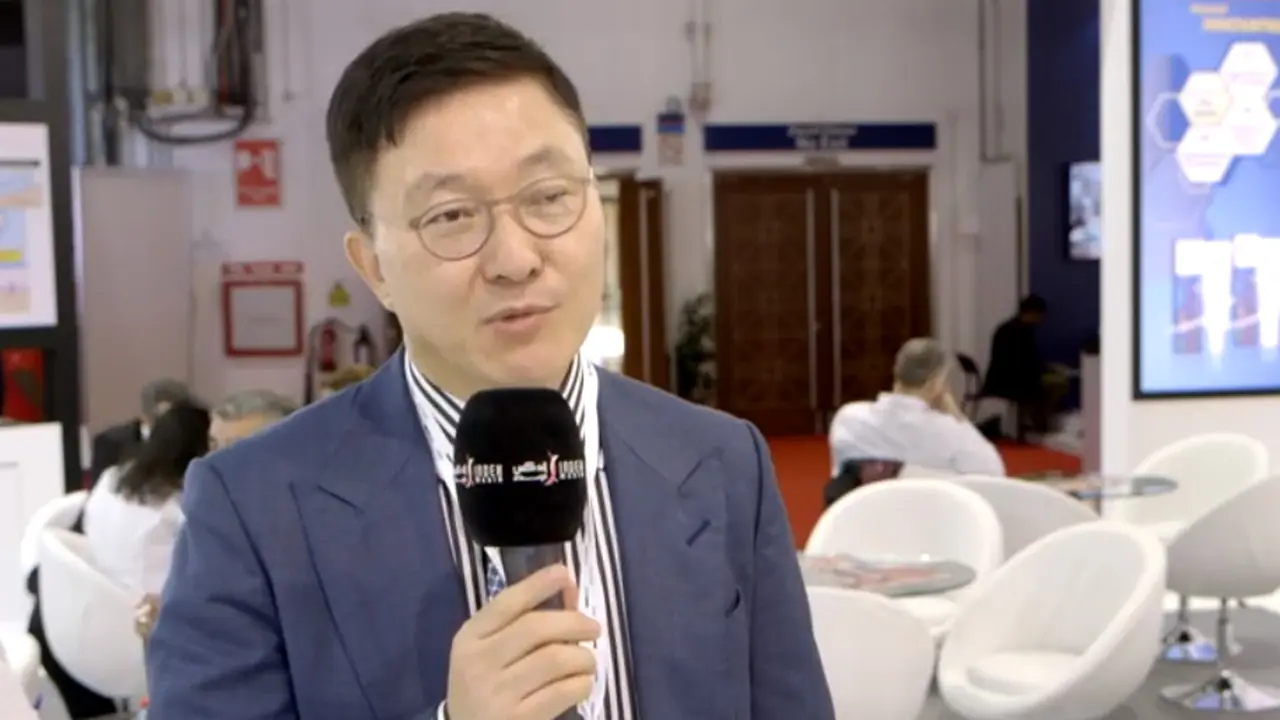 Pendiri sekaligus CEO Caregen Chung Yong-ji salah satu orang terkaya di Korea Selatan. Foto: Youtube.