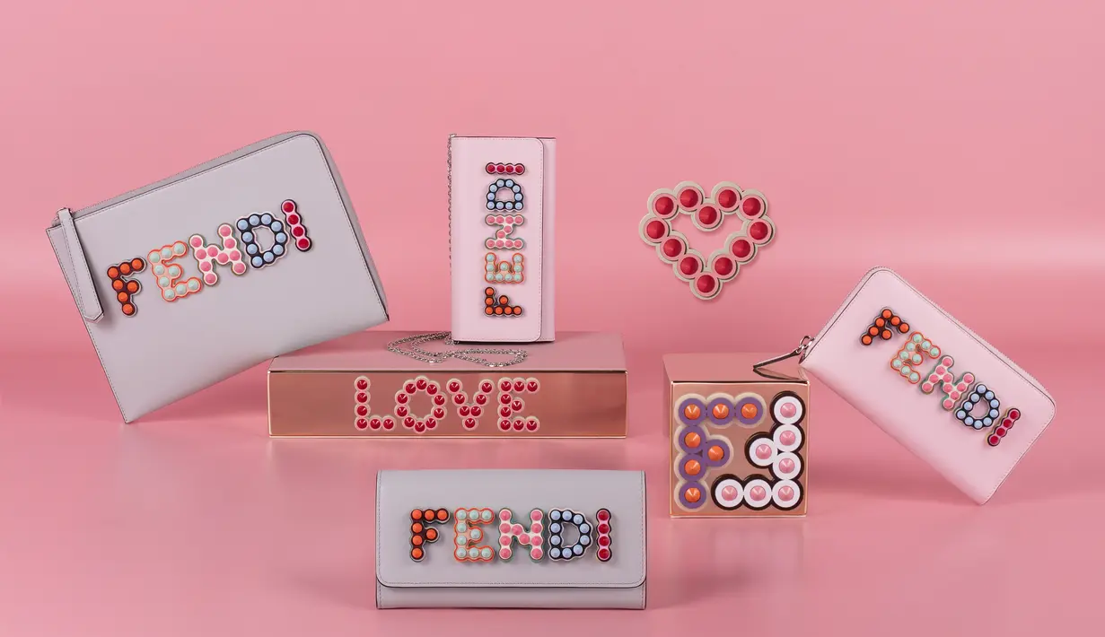 Memasuki bulan Desember, brand fashion ternama Fendi telah mempersiapkan koleksi dengan tema FUNFAIR, deretan koleksi Love and Fun yang semarak. (Foto: Fendi.dok)