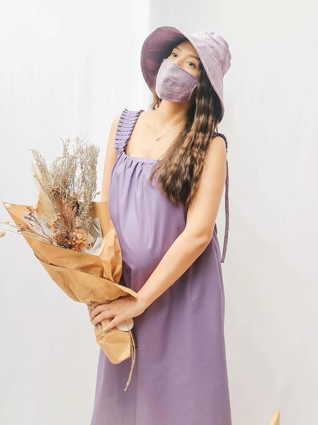 6 Gaya Anissa Aziza saat Lakukan Maternity Shoot, Penuh Kebahagian