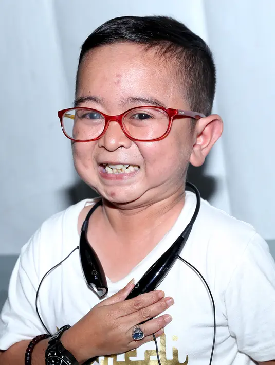 “Insya allah, nanti bakal dimunculin ke permukaan, kalau sekarang maaf bukan sombong, takutnya tanggapan bermacam-macam," tandas komedian 28 tahun ini. (Andy Masela/Bintang.com)