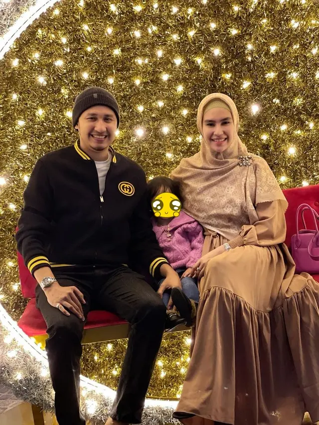 7 Potret Liburan Keluarga Kartika Putri di Amerika, Seru Banget