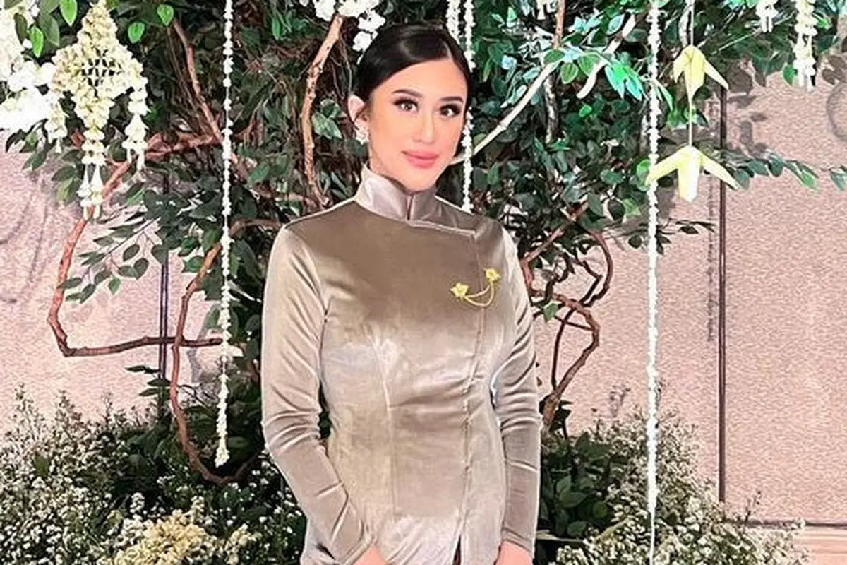 Cucu Mendiang Mooryati Soedibyo, Kusuma Puteri saat hamil anak pertama