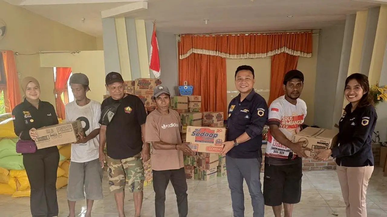 Sigap! Bank Mandiri Bantu Warga Terdampak Erupsi Gunung Lewotobi di Flores Timur