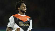 Manchester United melalui laman resminya mengumumkan  telah berhasil merekrut Fernando Rodrigues Santos atau yang akrab disapa Fred dari Shaktar Donestk, Kamis (21/6/2018). (AFP/Kenzo Tribouillard)
